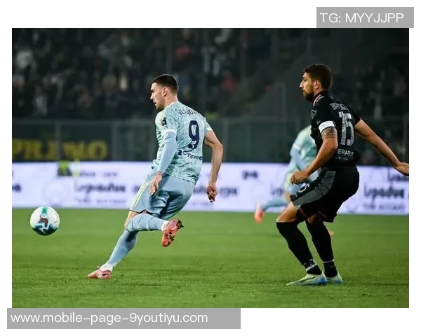 斯帕莱蒂称赞库普梅纳斯适应新位置展现积极防守意识 斯帕莱蒂称赞库普梅纳斯适应新位置展现积极防守意识