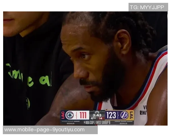 鲈鱼一开局便施强攻小卡遭遇挑战米奇巧用错峰策略对抗文班